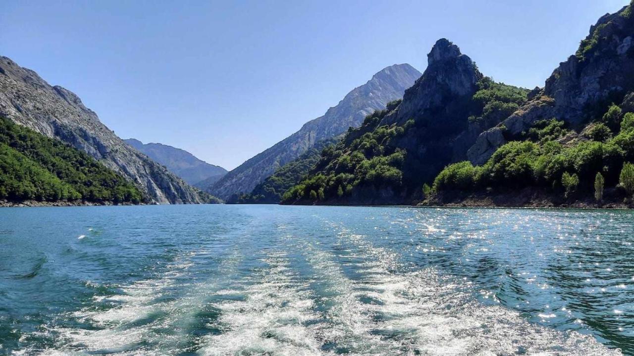 Riano En Las Montanas De Carmen Εξωτερικό φωτογραφία