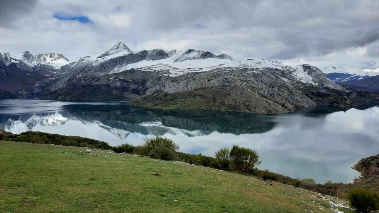 Riano En Las Montanas De Carmen Εξωτερικό φωτογραφία